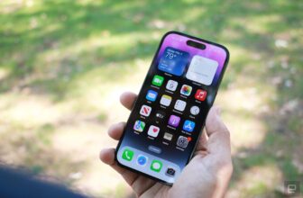 How do I reply calls on my iPhone with solely my voice?