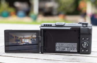 Canon Powershot V1 assessment: A robust compact digicam able to capturing unimaginable video