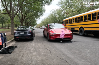 Tesla blows previous stopped faculty bus and hits kid-sized dummies in Full Self-Driving assessments
